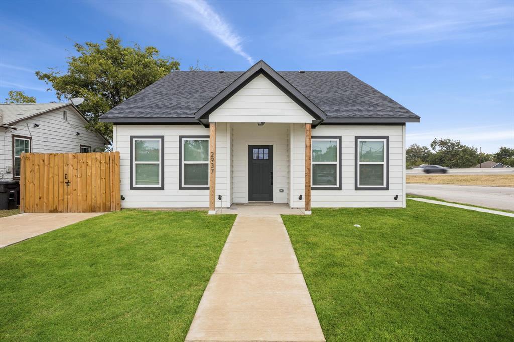 2937 Burton Avenue, Fort Worth