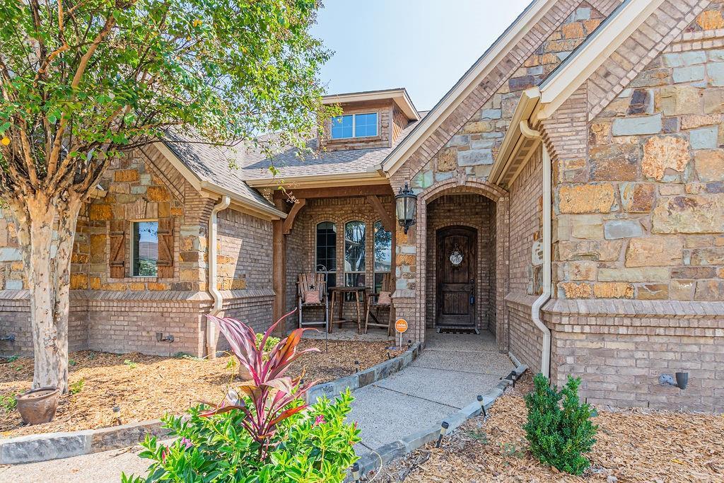 1173 Durango Springs Drive, Fort Worth