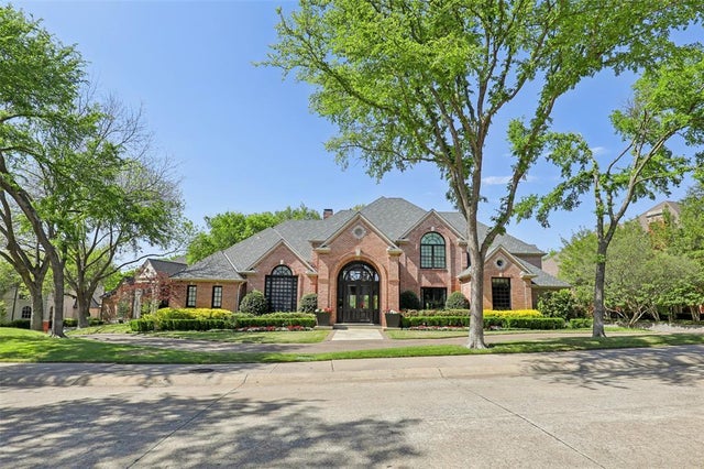 17611 Cedar Creek Canyon Drive, Dallas