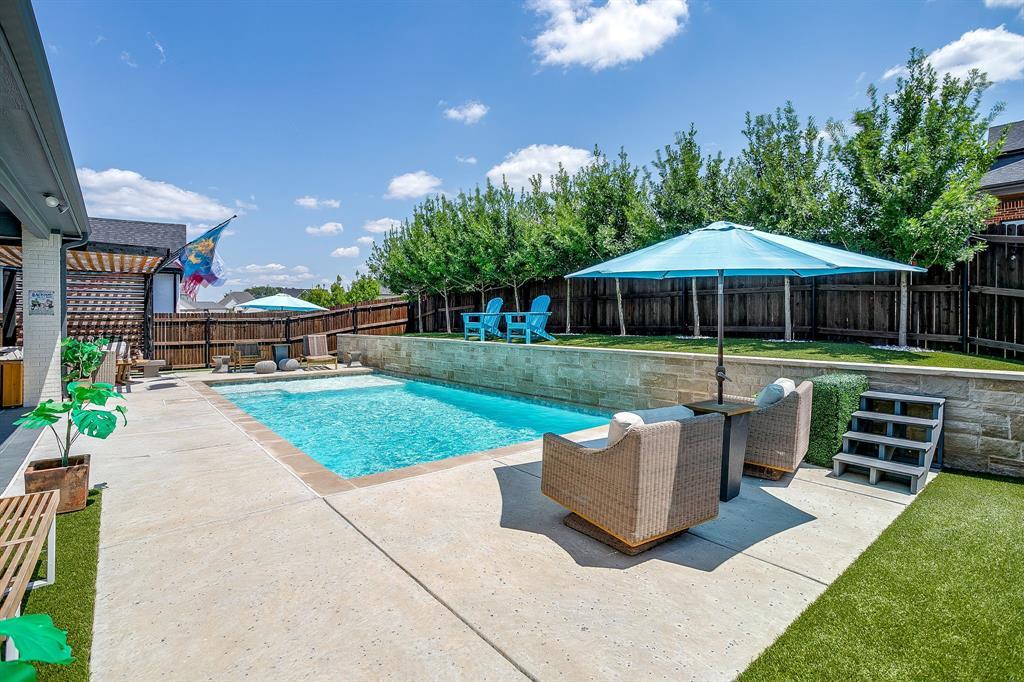 413 Kestrel Court, Aledo