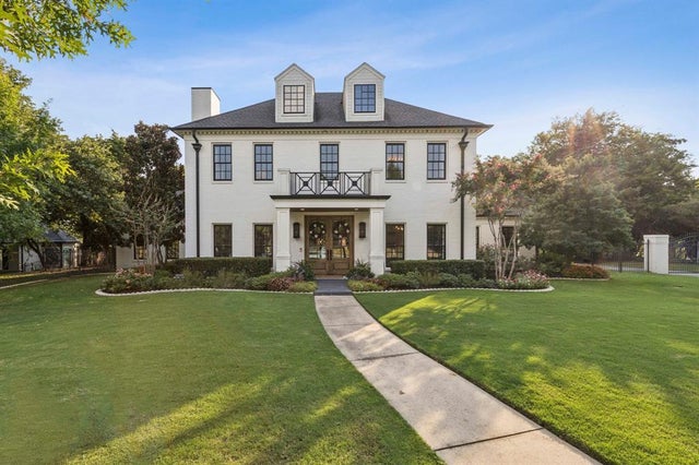 914 Turnberry Lane, Southlake