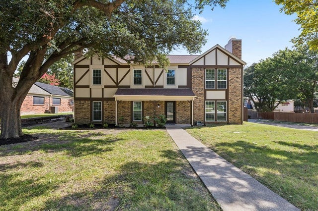 3933 Coronado Drive, Plano