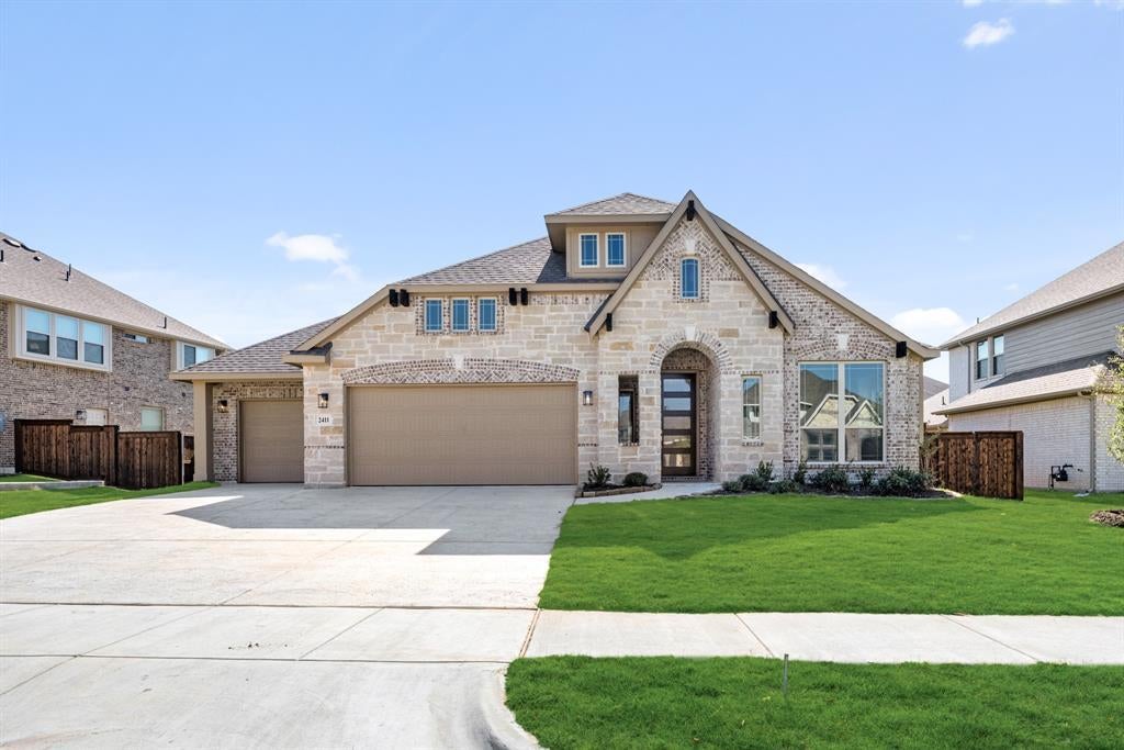 2411 Hagen Drive, Mansfield