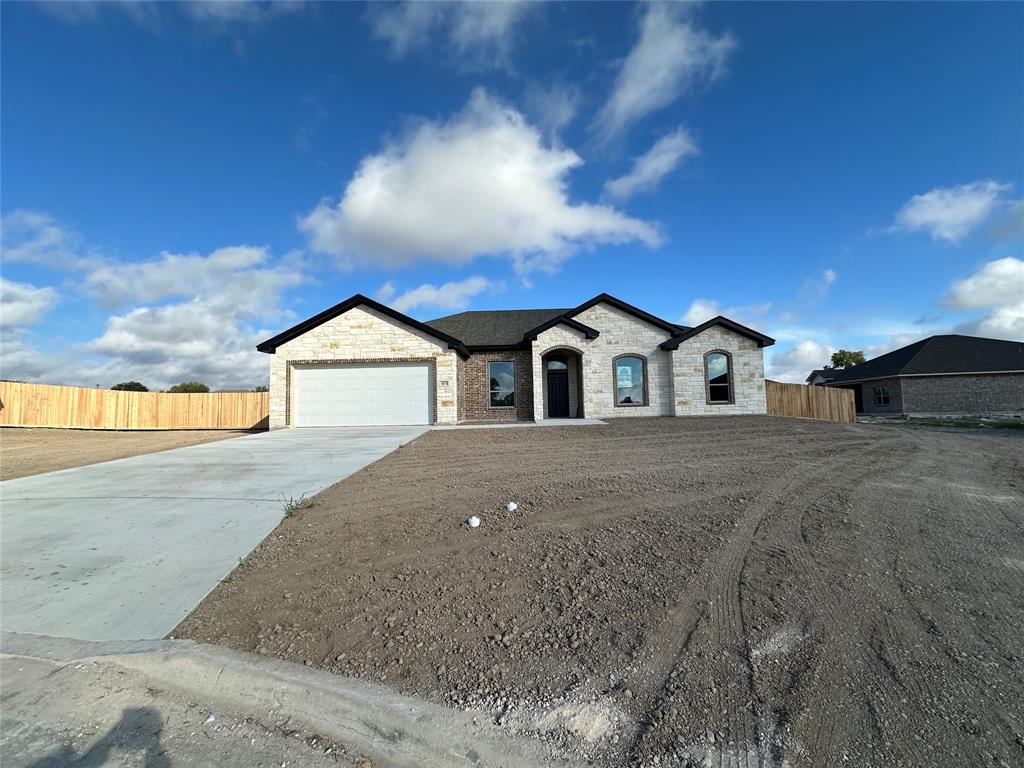 403 Rusty Spur Court, Lorena