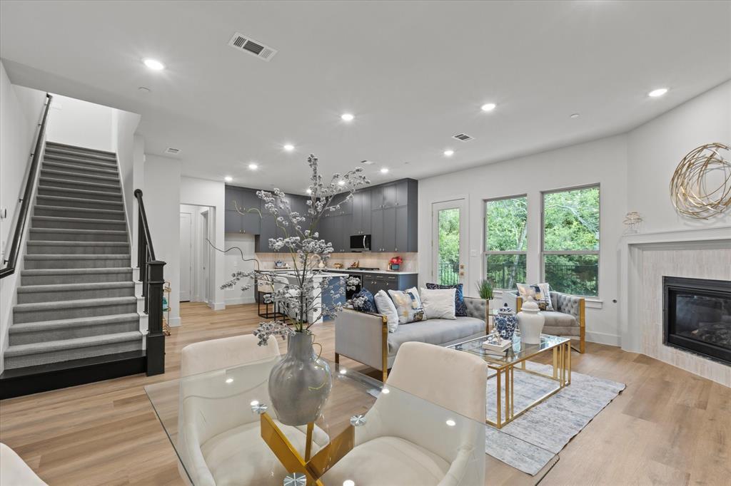 436 Waterscape Drive 1443, Hickory Creek