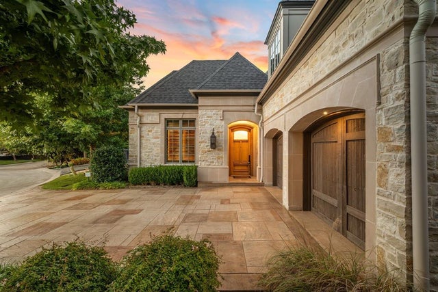 42 Elk Stone Drive, Dallas