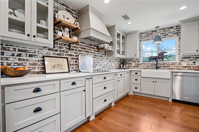 234 Whispering Trails Street, Argyle