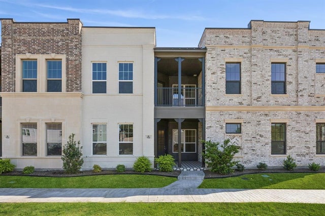 305 Sunset Lane 102, Fort Worth