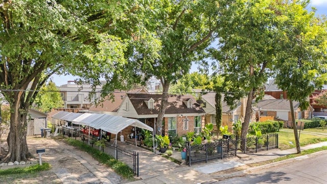 4514 Capitol Avenue, Dallas