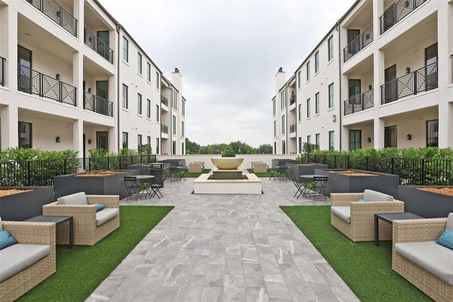 5270 Town And Country Boulevard 216, Frisco