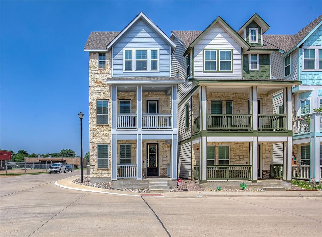 229 S Village Way, Lewisville