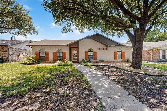 944 Mossvine Drive, Plano