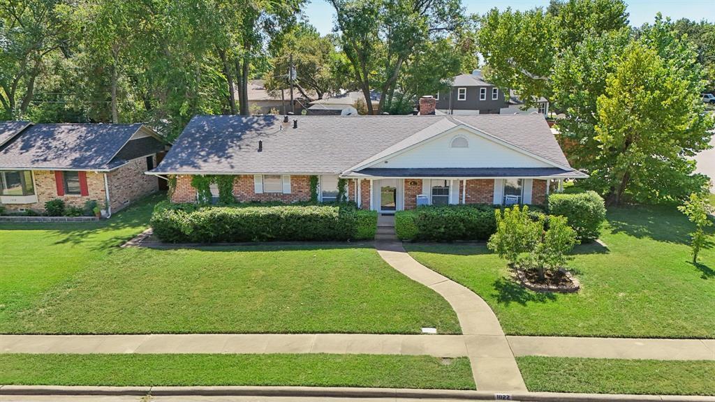 1022 Bardfield Avenue, Garland