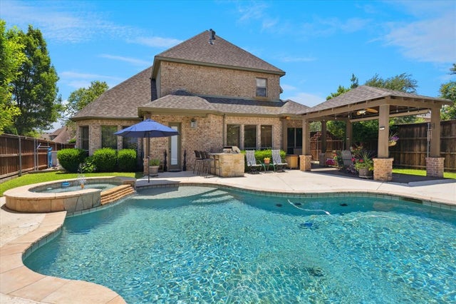 Photo of Listing #21049155