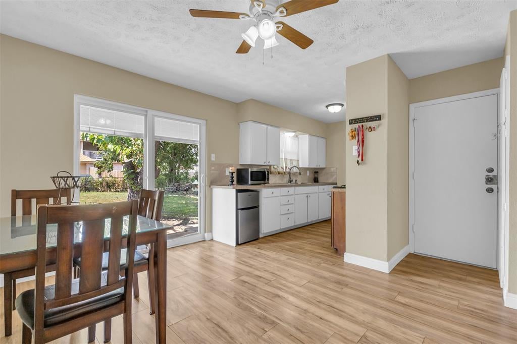 2311 Arcady Lane, Lancaster