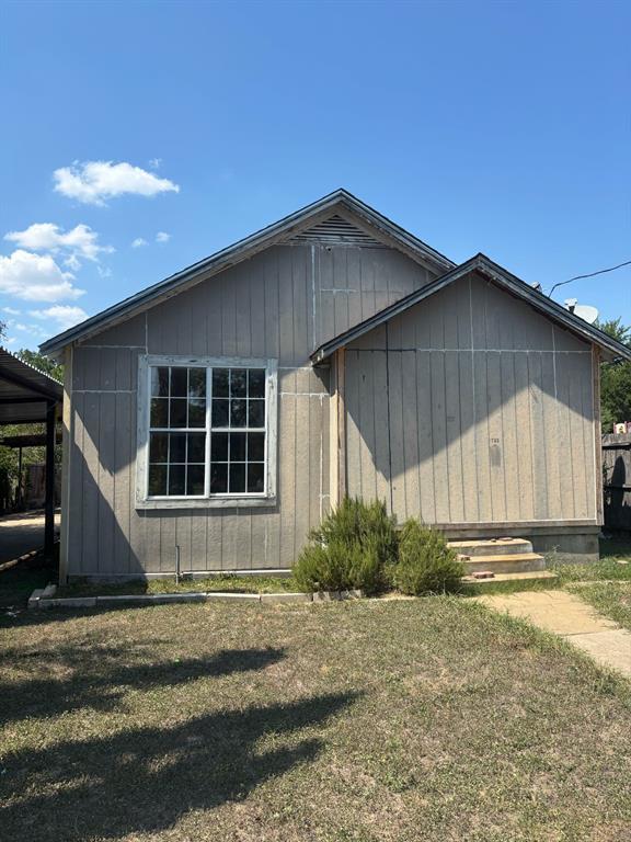 1733 E Ann Arbor Avenue, Dallas