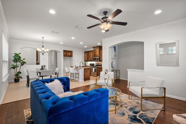 Photo of Listing #21051618