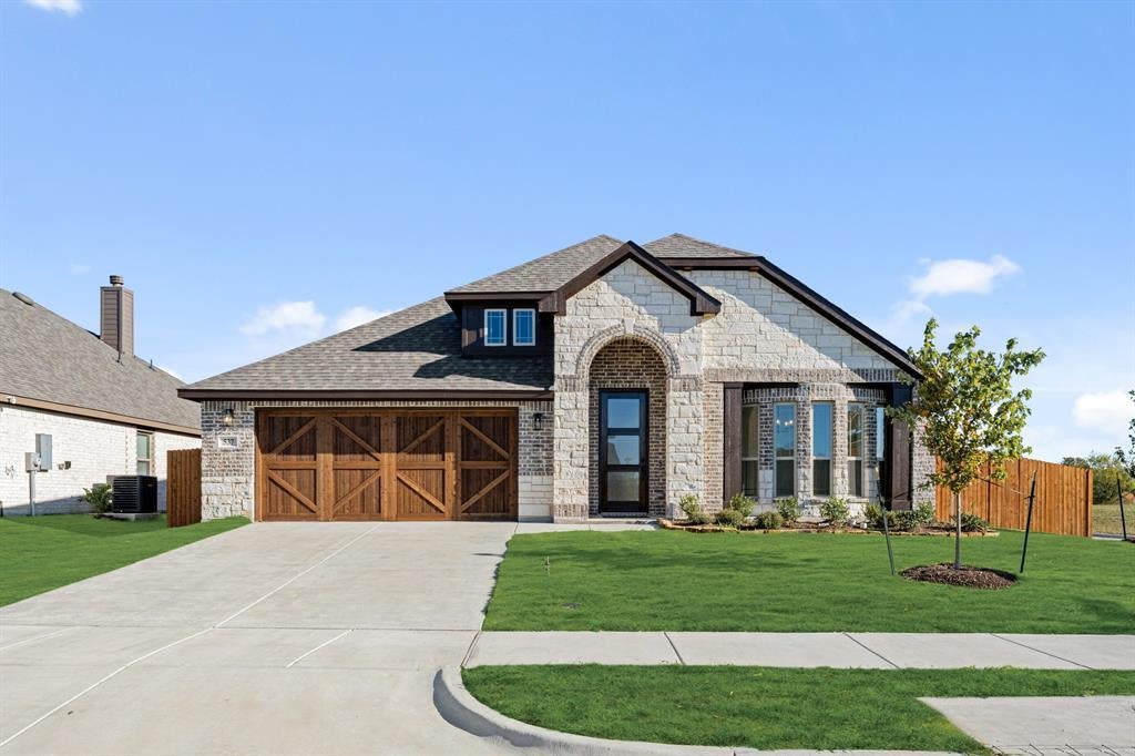 537 Sanctuary Drive, Waxahachie
