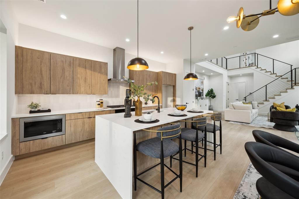 5217 Lindsley Avenue, Dallas