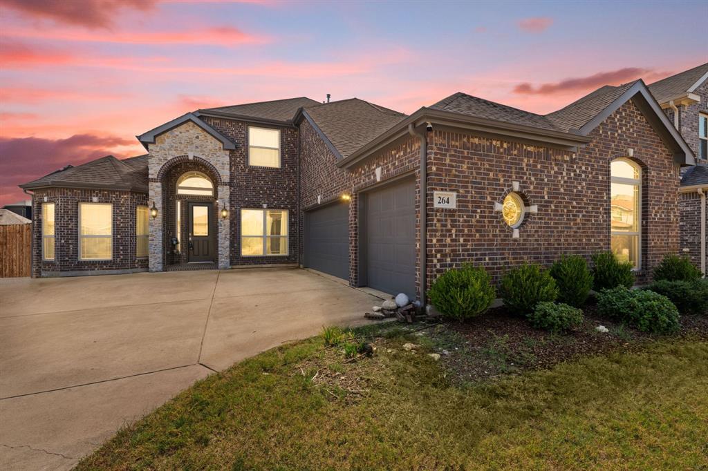 264 Northstar Lane, Waxahachie