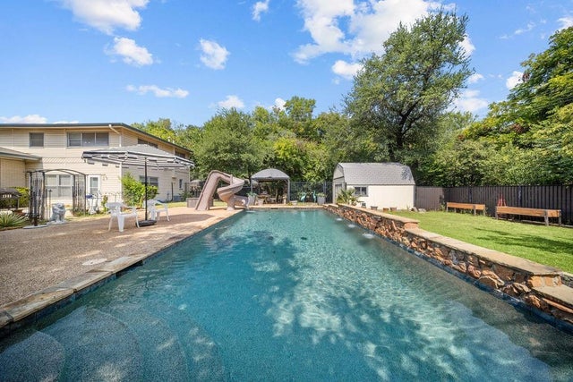 Photo of Listing #21056750