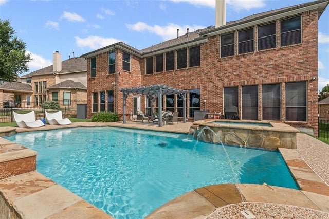 6502 Lakecrest Drive, Sachse