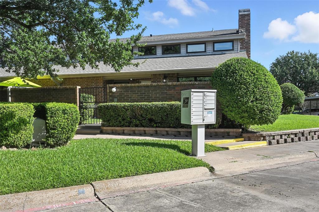 1008 Forest Creek Street, Benbrook