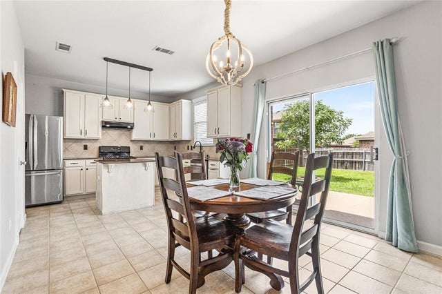 485 Hunters Ridge Drive, Melissa