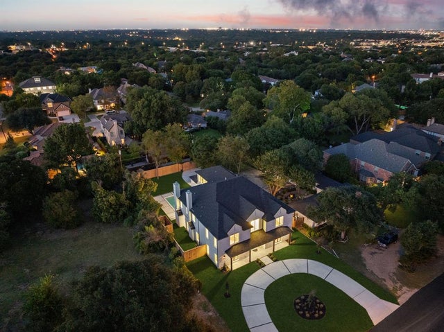 6437 Churchill Way, Dallas