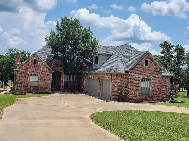 143 Sugartree Circle, Lipan