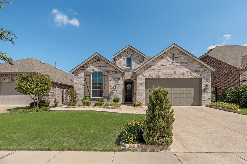 1637 Breezy Bay Court, Wylie