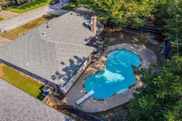 Photo of Listing #21062100