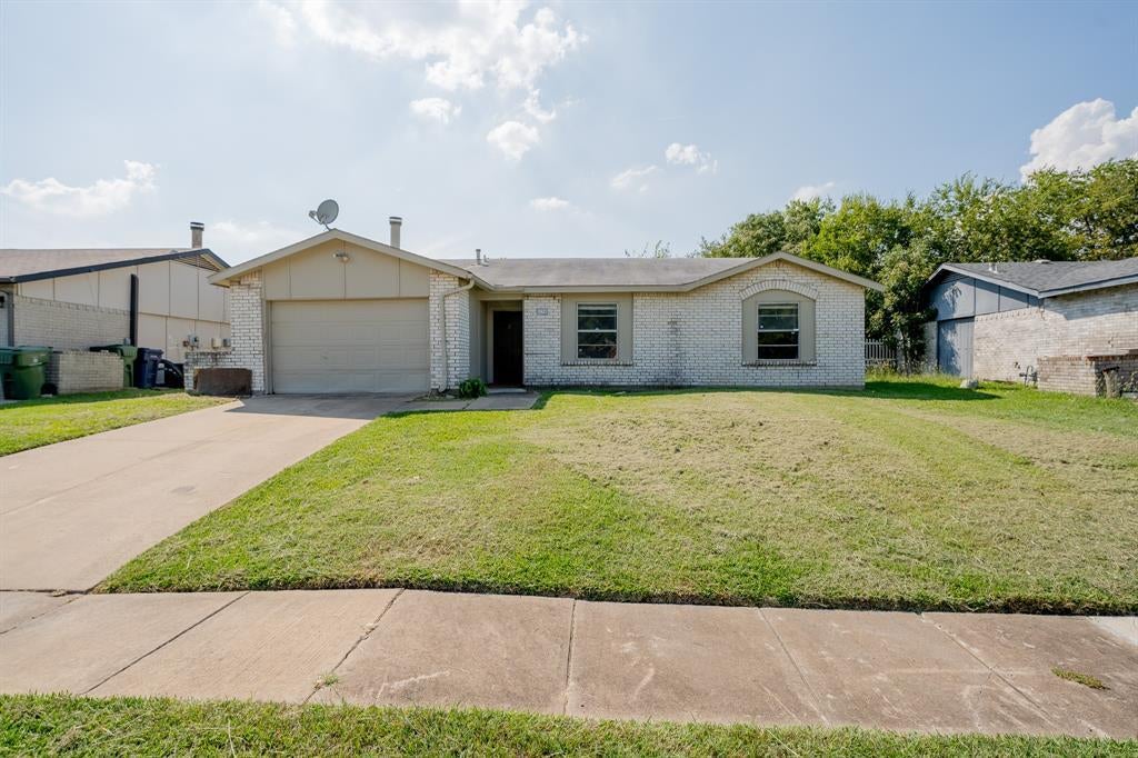 1704 Novel Circle, Garland
