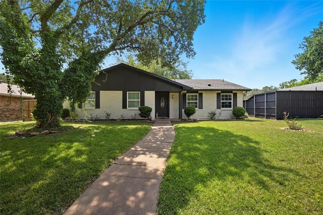 1320 Harvest Glen Drive, Plano