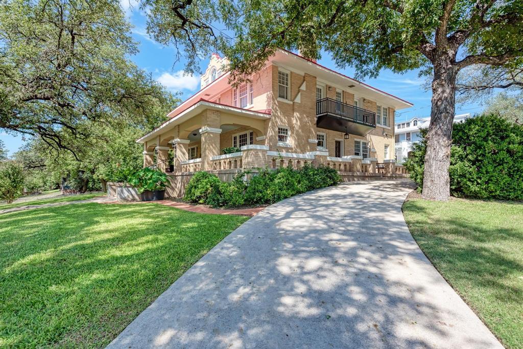 401 W 4th Street, Lampasas