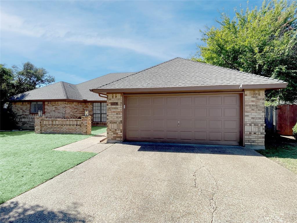 7716 Harmony Drive, Fort Worth