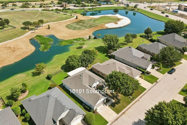 10101 Southpoint Court, Denton