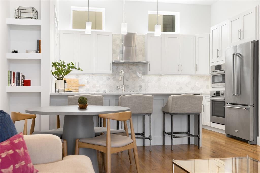 1727 Caddo Street 103, Dallas