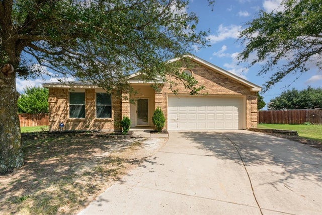 618 Buck Pass, Melissa