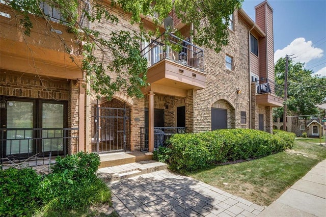 6000 Auburndale Avenue B, University Park