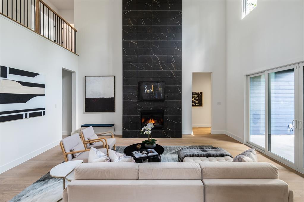 554 Kirkwood Drive, Dallas