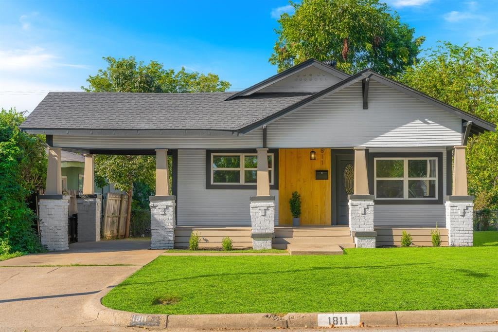 1811 Denver Avenue, Fort Worth