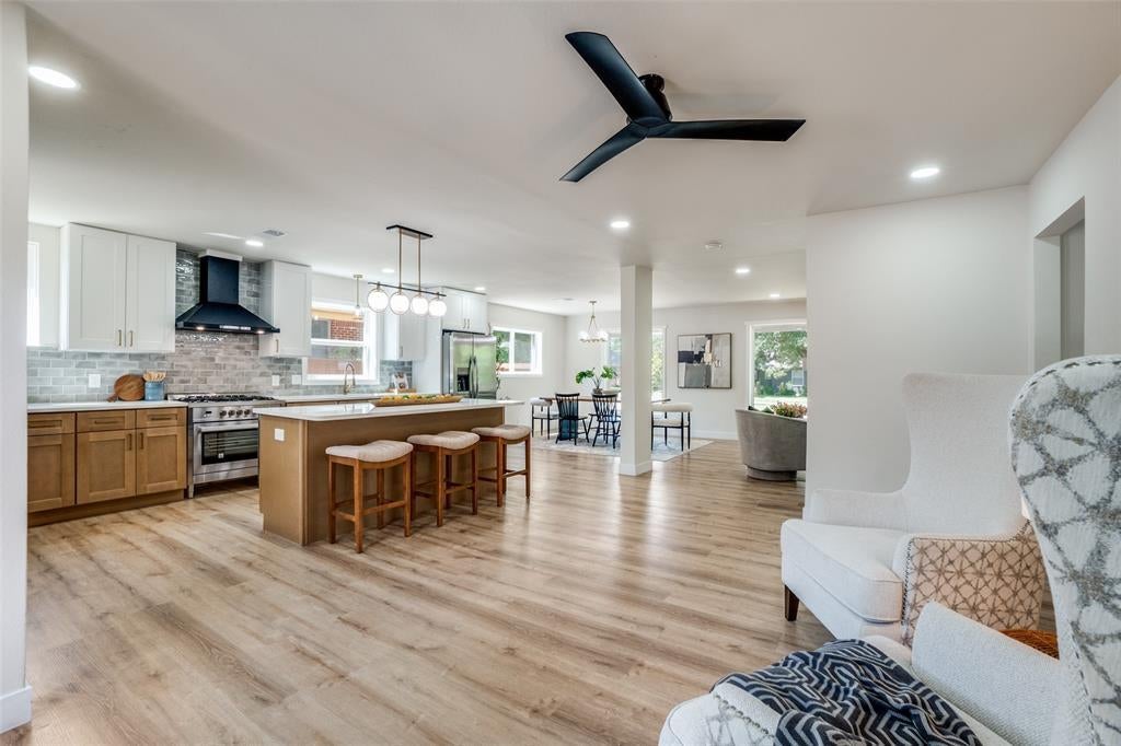 237 Easton Road, Dallas