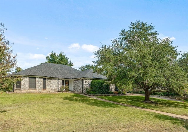 8915 Bontura Road, Granbury