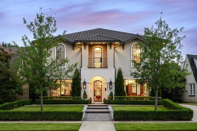 4557 Belclaire Avenue, Highland Park