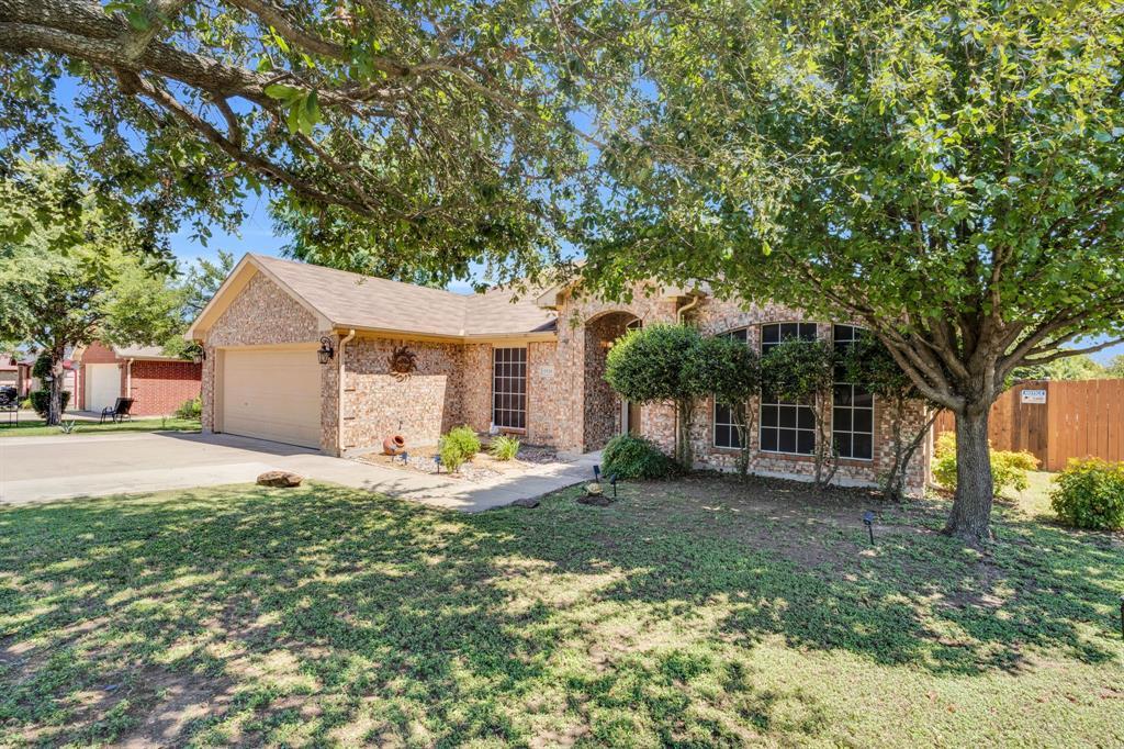 5528 Nuthatch Street, Dallas