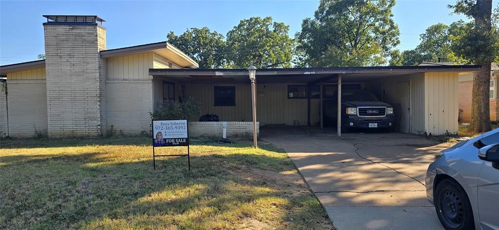 1914 W Grauwyler Road, Irving