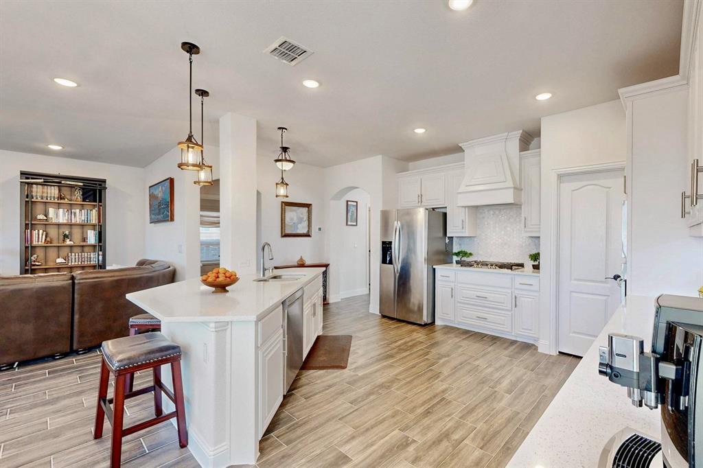 1979 Frediano Lane, McLendon Chisholm