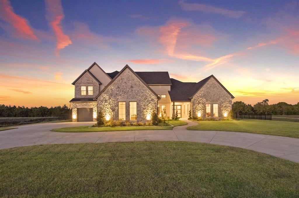 324 Chapel View Court, Heath