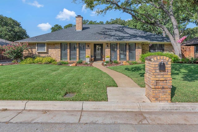 4608 Branchview Drive, Arlington